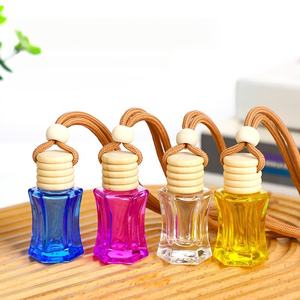 Nouvelle Arrivée Mini Diffuseur de Voiture en Verre Unique de 6 ml Bleu Rose Jaune Ambre Transparent avec Bouchon à Vis - Product Image 2
