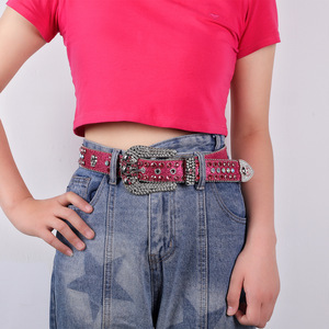 <span class=keywords><strong>Cintura</strong></span> Bling Rosa <span class=keywords><strong>con</strong></span> Strass, in Pelle PU Glitterata, Fibbia Western <span class=keywords><strong>con</strong></span> Borchie di Cristallo, Perfetta per Jeans Y2K e Abbigliamento da Festa - Product Image 2