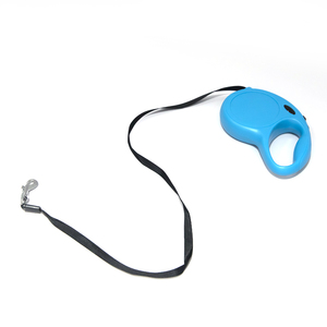 Laisse pour <span class=keywords><strong>chien</strong></span> à poignée rétractable <span class=keywords><strong>classique</strong></span> multifonction personnalisée en gros Accessoires pour animaux de compagnie <span class=keywords><strong>Harnais</strong></span> pour <span class=keywords><strong>chien</strong></span> - Product Image 3