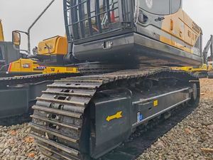 Excavadora de orugas Hyundai 220LC-9S usada a precio de fábrica 22Ton con componentes del núcleo del motor Cummins Motor Gearbox Gear PLC a la venta - Product Image 4