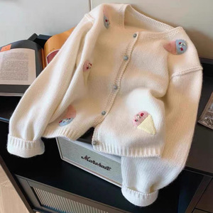 Cardigan en tricot brodé blanc cassé pour femme, motif mignon, en coton, pour l'automne et l'hiver - Product Image 1