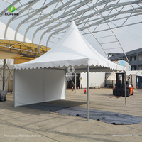 Tente de réception de luxe 8x8 m pour extérieur, modèle à pignon haut, en vente