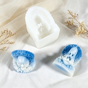 Creative Portrait Relief Silicone <b>Mold</b> For DIY <b>Candle</b> Making Home Decoration Plaster <b>Mold</b> Customizable Shape Mother's Day Gift - Product Image 3
