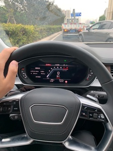 Volante de Fibra de Carbono Forjado con Pantalla LED y Cuero Genuino para Audi R8 <span class=keywords><strong>TT</strong></span> <span class=keywords><strong>Roadster</strong></span> RS TTS <span class=keywords><strong>MK2</strong></span> 8j 2008 a 2013 - Product Image 1