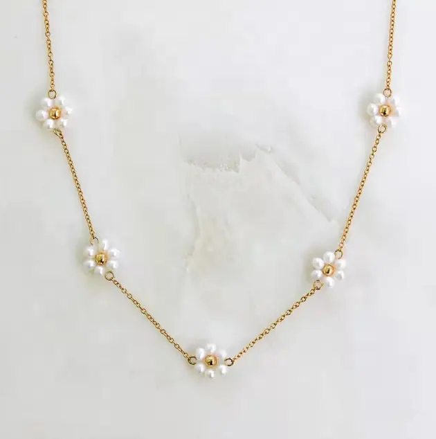 2022 Newly Designer Dainty Jewelry 18 K Gold Stainless Steel Trendy Cute Daisy Flower Pearl Necklace Women