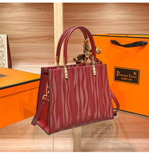 New Fashion Designer Crossbody Bags High Quality PU <b>Leather</b> Shoulder Messenger Bag Casual Totes Luxury Women Handbags and <b>Purses</b> - Product Image 3