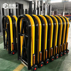 प्रदर्शनी मॉल के लिए पहियों के साथ उच्च गुणवत्ता वाले टेलीस्कोपिक गार्ड आइसोलेशन गेट चल रिट्रेटेबल ट्रैफिक बैरियर - Product Image 5