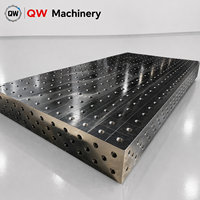 Plateforme de soudage en acier flexible 3D D16, table de travail de positionnement robuste pour l'assemblage en usine, personnalisable