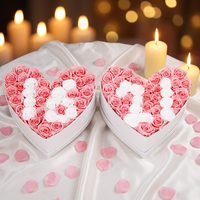 Boîte en forme de cœur avec roses éternelles roses et blanches, logo personnalisé, emballage avec numéro, longue durée (3-5 ans), anniversaire