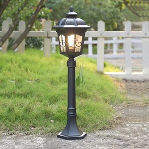 Lámpara Solar de Jardín para Exteriores, Poste de Metal LED con Pantalla de Vidrio, 2700K Blanco Cálido, IP66 Resistente a la Intemperie, Sensor de Movimiento, Ángulo de Haz de 144° - Product Image 4
