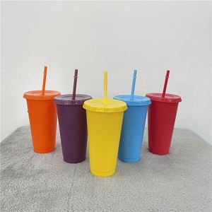 Ensemble de 5 gobelets réutilisables en plastique scintillant de 16 oz et 24 oz pour café froid, anti-fuite, avec couvercles à poussoir pour les fêtes - Product Image 1