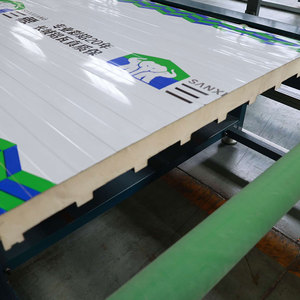 Panel Sándwich <span class=keywords><strong>de</strong></span> Aluminio con Núcleo <span class=keywords><strong>de</strong></span> Espuma <span class=keywords><strong>de</strong></span> PU <span class=keywords><strong>de</strong></span> Alta Densidad, Impermeable, Insonorizante y <span class=keywords><strong>Aislante</strong></span> <span class=keywords><strong>para</strong></span> Revestimiento <span class=keywords><strong>de</strong></span> Paredes Exteriores y <span class=keywords><strong>Techos</strong></span> - Product Image 2
