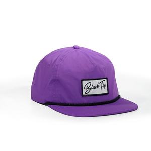 Gorras OEM con Logotipo Personalizado, Gorras de Béisbol de 5 Paneles con Visera Plana y Cierre a Presión, Gorras de Golf para Correr, Parche de Bordado a Máquina de Nailon - Product Image 4