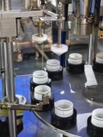 Machine de remplissage et de scellage automatique, machine de remplissage et de scellage thermique pour tubes en plastique, machine de remplissage et de scellage pneumatique