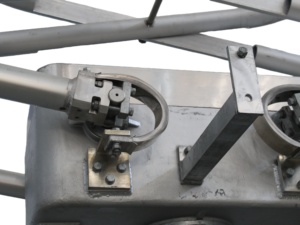 Interrupteur sectionneur monocolonne à double bras GW6A, 3 pôles, équipement de distribution d'énergie à liaison électrique - Product Image 1