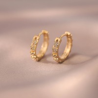 925 Sterling Silber Blumenmuster Kubikzirkonia Huggie Creolen Vergoldete Mini-Creolen für Damen
