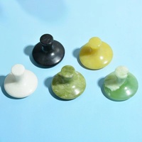 Vert clair fait à la main belle GHM 100% Xiuyan vert Jade champignon pierres chaudes grattage outil de Massage pour les femmes maison Spa