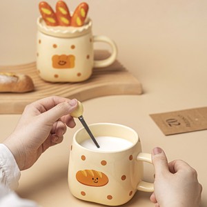 Taza de <span class=keywords><strong>Café</strong></span> de Cerámica con Diseño de Pan, Linda, para Parejas de Estudiantes, Chico y Chica, Regalos de Oficina Modernos, Ecológicos, de Porcelana China - Product Image 4