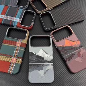 Coque <span class=keywords><strong>de</strong></span> téléphone magnétique à motif animalier montagne enneigée et écossais pour iPhone 17 Pro Max, compatible avec les coques <span class=keywords><strong>de</strong></span> protection Skin Sense pour iPhone 16 et 15 - Product Image 2