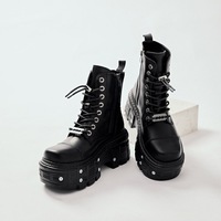 Q0533-2025 tendance chaussures hautes chaussures à semelle épaisse bottes en cuir PU pour femmes botte de moto
