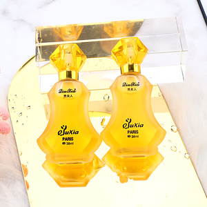 Eau de Toilette Florale pour Femme, Vaporisateur 38ml, Parfum Professionnel Longue Durée, Fraîcheur Luxueuse, Forme Corporelle, Portable, Usage Quotidien - Product Image 2