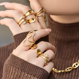 Anillo Abierto de Acero Inoxidable Chapado en Oro de 18K con Microincrustaciones de Zirconia, Diseño Geométrico, Anillo de Eternidad Moderno para Boda - Product Image 4