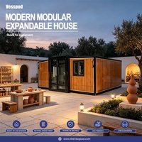 Maison conteneur mobile de luxe en acier préfabriqué de 40 pieds, avec chambre extensible de 20 pieds, salon à panneaux sandwich, design moderne, installation rapide