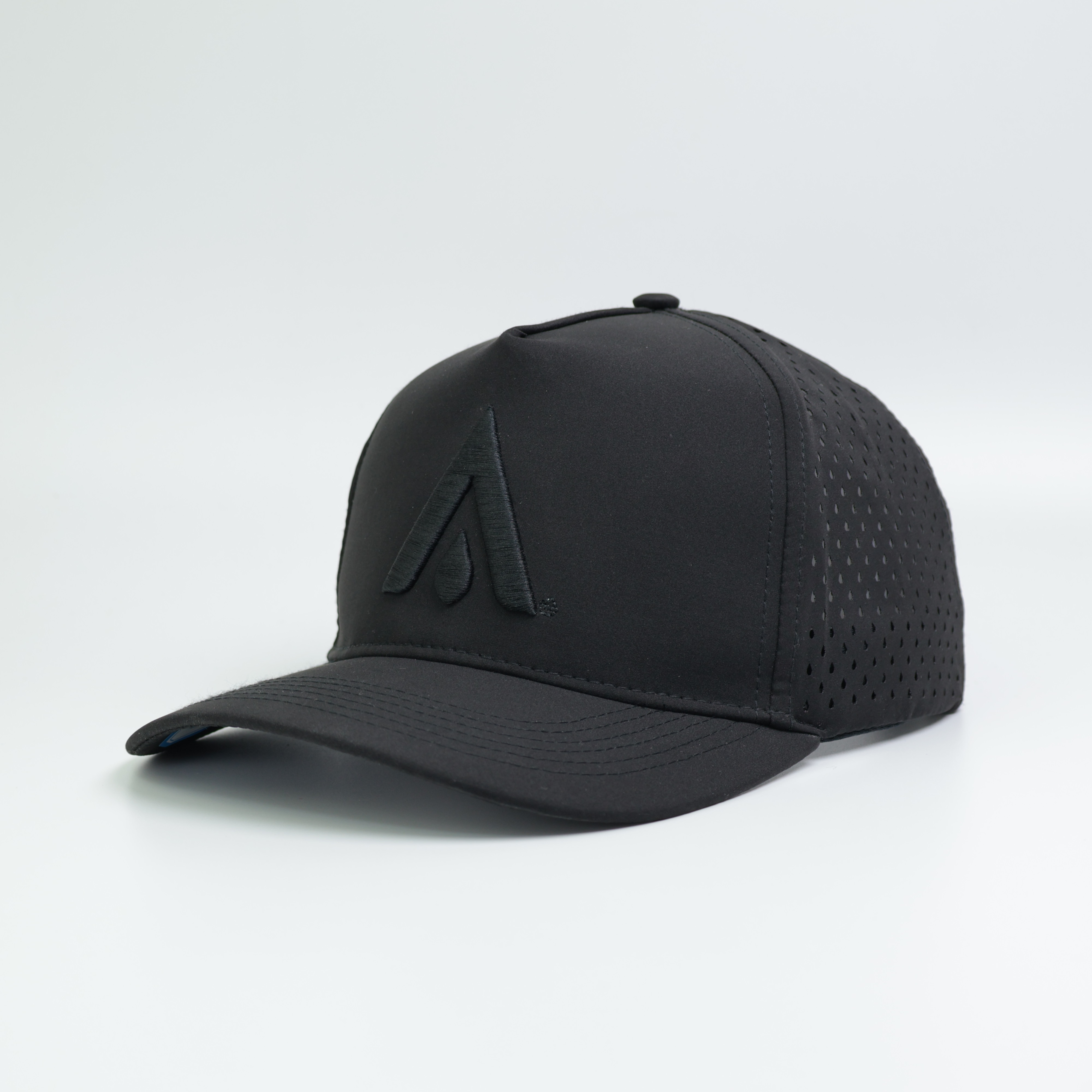 5-panel 3D embroidery laser-perforated quick-dry cap