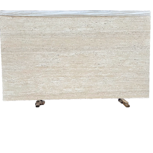 Travertin blanc en pierre naturelle au design classique avec des variations subtiles de texture et de couleur pour des entrées et des couloirs élégants - Product Image 1