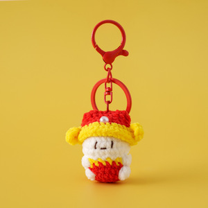 Para el Festival de Primavera, es una buena ocasión para enviar pequeños regalos hechos de hilo tejido a los mayores, como pequeños dioses de la riqueza y el dinero. - Product Image 1