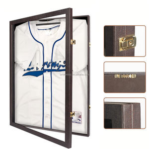 Fabbrica personalizzata a <span class=keywords><strong>parete</strong></span> antipolvere trasparente PMMA <span class=keywords><strong>Plexiglass</strong></span> acrilico T Shirt Sport vestiti Display Box Sport Jersey Display Case - Product Image 2