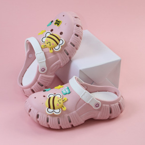 Sabots mignons pour enfants, design abeille grise, antidérapants, sandales d'été pour garçons et filles de 13 à 24 mois - Product Image 4