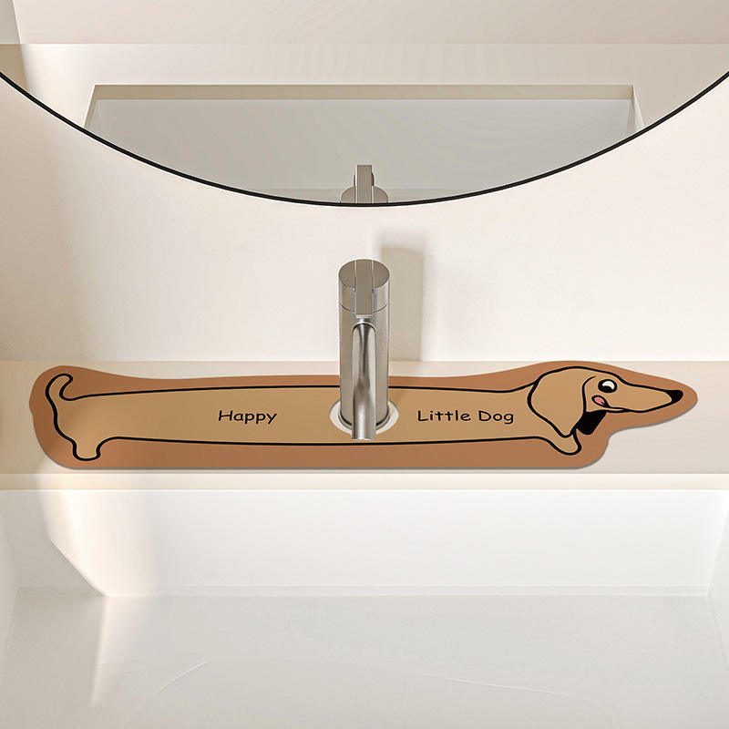 ไส้กรอกยาววางไว้ใต้ก๊อกน้ำ