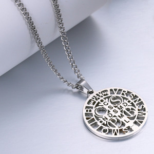 Collier pendentif croix d'exorcisme en acier inoxydable pour homme, amulette personnalisée de l'Exorciste, bijou cadeau, carte de <span class=keywords><strong>la</strong></span> Sainte-Croix <span class=keywords><strong>Benedictine</strong></span> - Product Image 4