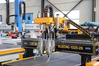 Máquina CNC para Tallar Madera de China, Router CNC 1325 1530 con Múltiples Cabezales para Procesar Tableros con Ondas 3D