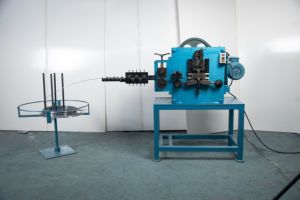 Máquina para fabricar grapas sueltas tipo C (C17, C24, C45, <span class=keywords><strong>C20</strong></span>, C30) para jaulas de animales y cerdos - Product Image 3