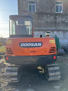 Excavadora Usada Doosan DH55 de 5.5 Toneladas, Marca Coreana, Motor Isuzu Original, Máquina Compacta para Excavación en Espacios Reducidos - Product Image 6