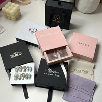 Boîte à collier rigide mini personnalisée en gros, emballage de bijoux en carton écologique et recyclable avec impression de logo pour montres et bijoux