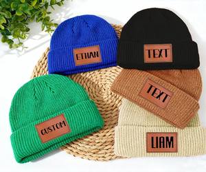 Bonnet unisexe en acrylique 100% tricoté, couleur unie, chaud et respirant, idéal pour l'hiver et la plage - Product Image 3