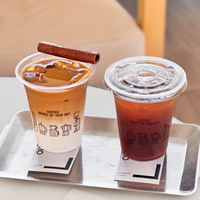 Livraison Gratuite Jetable Épaissie Transparent Style Américain 90mm Gobelets En Plastique Couvercles pour Café Glacé Lait Thé Jus Boissons