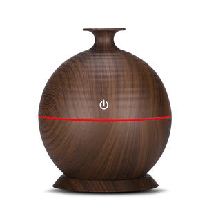 JSCY-009S Wood Grain Humidifier USB Rechargeable Small Home Desk Air Freshener Under 0.5L Capacity - Product Image 2