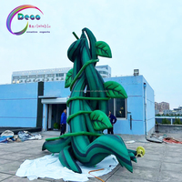 Grand arbre de vigne gonflable en rotin pour décoration de scène d'arbre de plante debout gonflable