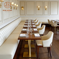Table et banquette de restaurant en cuir blanc moderne en forme de L, mobilier commercial de qualité supérieure pour café et restaurant