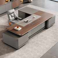 Bureau de direction moderne de luxe en forme de L avec double piétement, table de patron haut de gamme, mobilier de bureau premium avec armoires de rangement