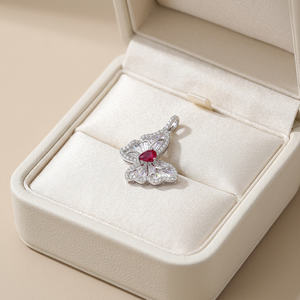 Nuevo colgante romántico de mariposa con diamantes y rubíes en oro blanco macizo de 14K AU585, tallado con tecnología CNC, joyería fina para mujer, uso diario. - Product Image 3