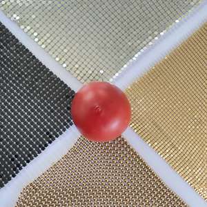 Tissu métallique brillant de 3mm, tissu à mailles métalliques <span class=keywords><strong>bordeaux</strong></span>, tissu à mailles en aluminium pour vêtement pour vêtement - Product Image 2