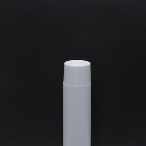 Tubes en plastique blancs de 10 ml avec logo personnalisé, nouvelle impression offset, tube souple en PET pour l'emballage de baume à lèvres de beauté - Product Image 6