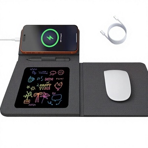 <span class=keywords><strong>Tapis</strong></span> <span class=keywords><strong>de</strong></span> <span class=keywords><strong>souris</strong></span> en cuir pliable avec charge sans fil, tablette d'écriture, charge rapide Qi 15W, <span class=keywords><strong>tapis</strong></span> <span class=keywords><strong>de</strong></span> voyage pour iPhone/iWatch, utilisation au bureau - Product Image 1