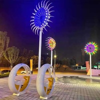 Sculpture décorative de jardin extérieure : éolienne cinétique rotative en acier inoxydable, colorée et traditionnelle, avec éclairage LED