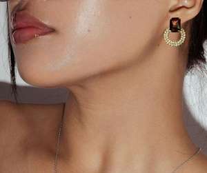 Petites boucles d'oreilles modernes plaquées or faites à la main avec diamant marron ensemble de bijoux vintage glamour à vendre par les exportateurs - Product Image 5